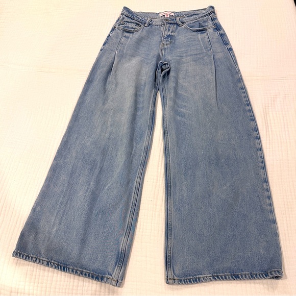 Lucky Brand Light Blue Flare Jeans - Picture 1 of 7